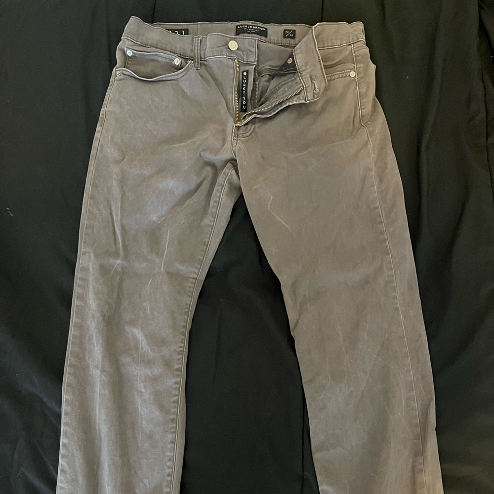 32x30 Lucky Brand 121 Slim Straight Chinos